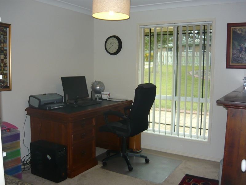 108 Thylungra Road, Park Ridge South QLD 4125