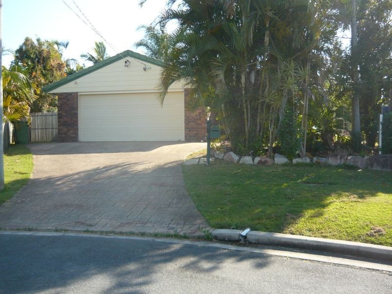 16 Danvers Court, Hillcrest QLD 4118