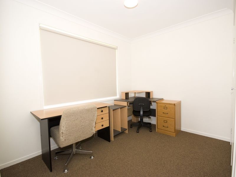 14 Cougers Court, Regents Park QLD 4118