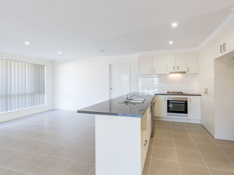 5 Valuniu Place, Boronia Heights QLD 4124