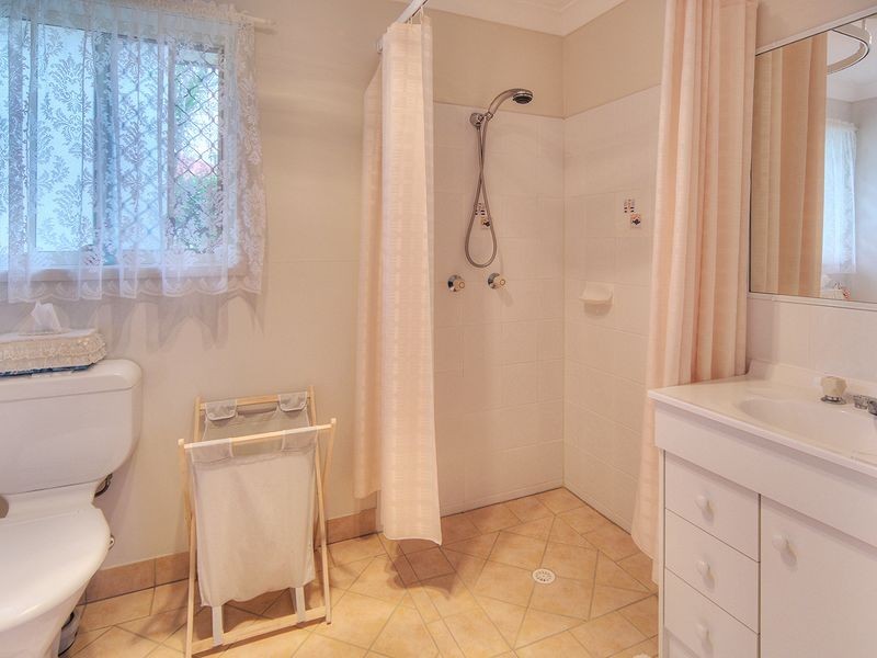6 Felix Court, Crestmead QLD 4132
