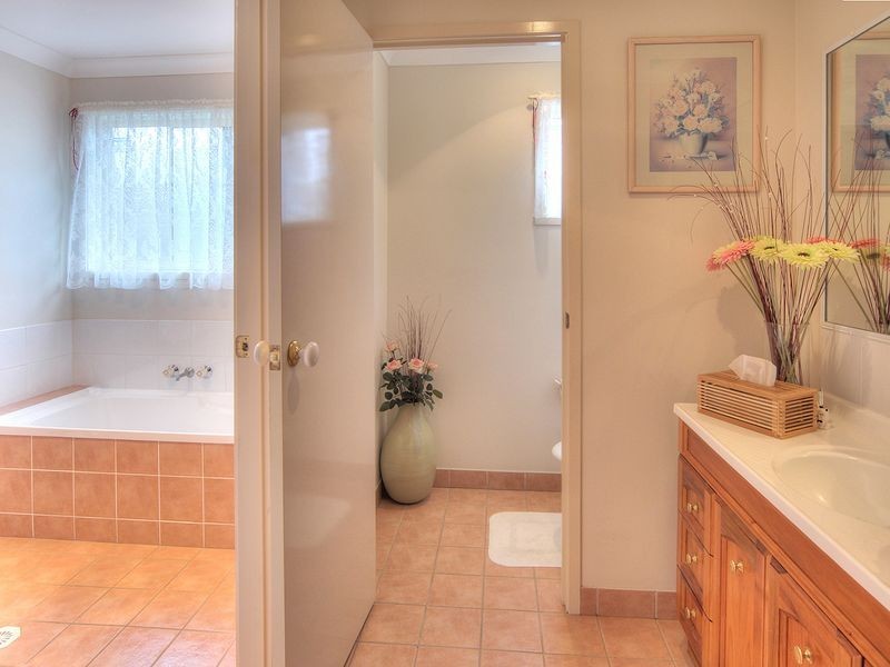 6 Felix Court, Crestmead QLD 4132