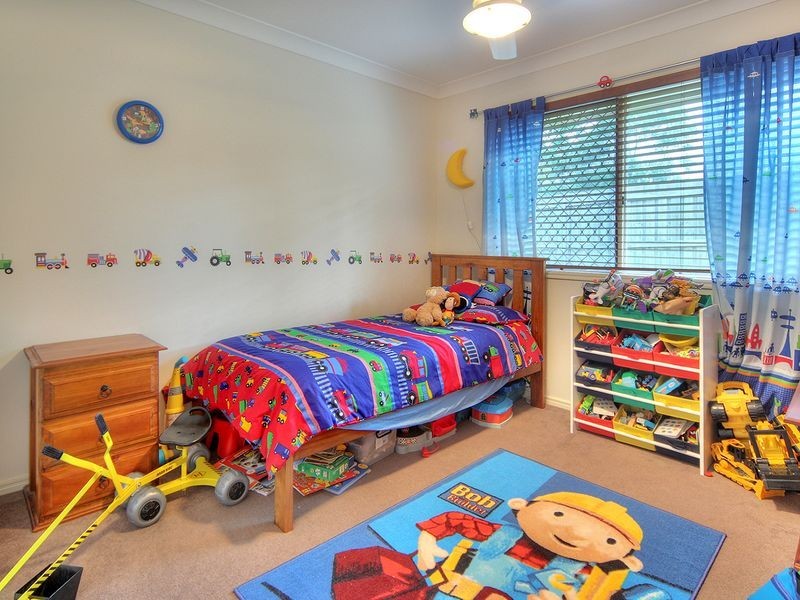 25 James Street, Crestmead QLD 4132