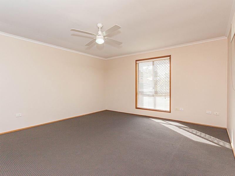 3 Dracon Street, Regents Park QLD 4118