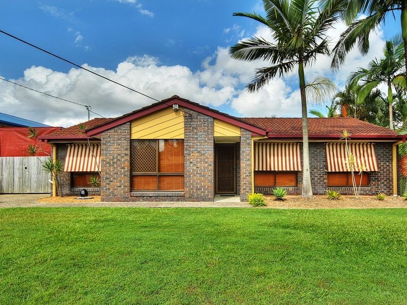 130 Owens Crescent, Regents Park QLD 4118