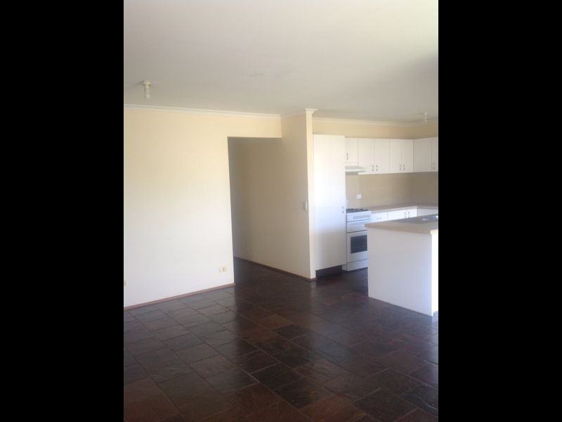 32 Gingko Crescent, Regents Park QLD 4118