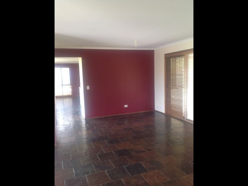 32 Gingko Crescent, Regents Park QLD 4118