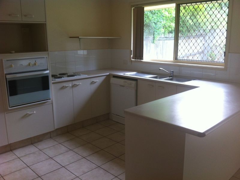 21 Macquarie Circuit, Forest Lake QLD 4078