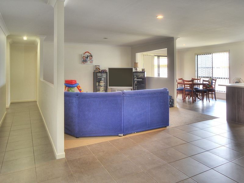 12 Rasmussen Avenue, Marsden QLD 4132