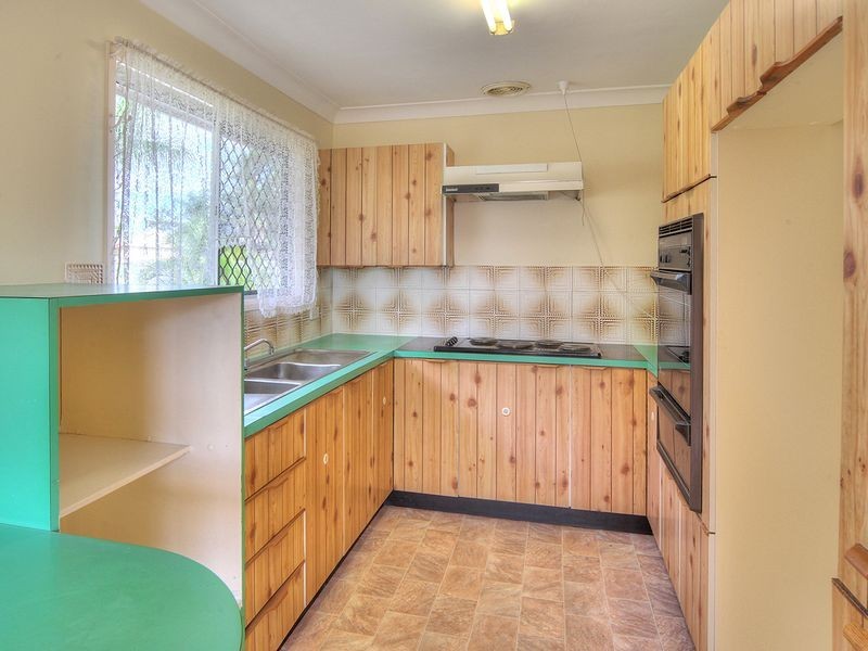 34 Highcrest Drive, Browns Plains QLD 4118