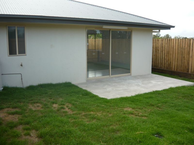 2/31 Middle Road, Hillcrest QLD 4118