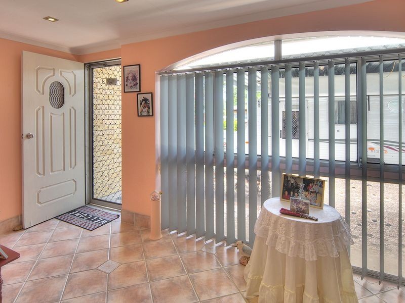 5 Sherwood Drive, Browns Plains QLD 4118