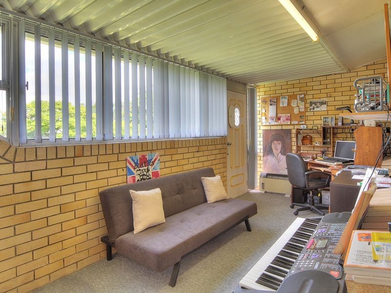 5 Sherwood Drive, Browns Plains QLD 4118