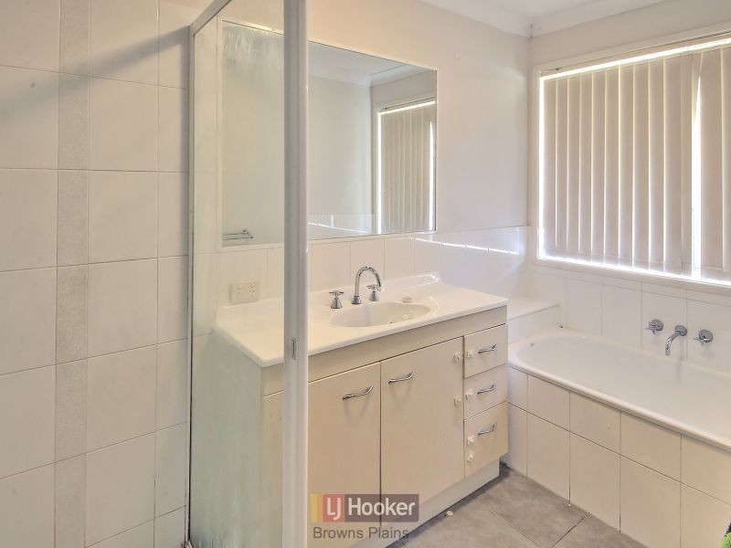 17 Lynelle Street, Marsden QLD 4132