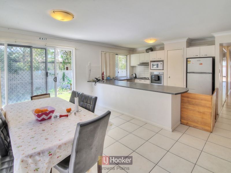 17 Lynelle Street, Marsden QLD 4132