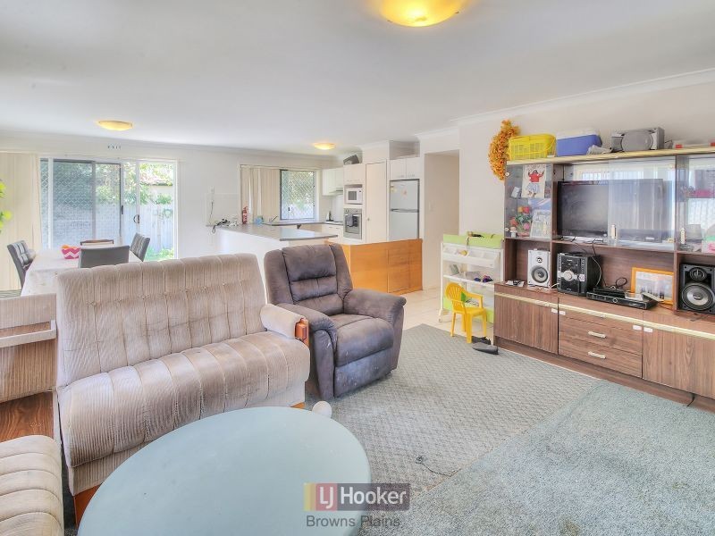 17 Lynelle Street, Marsden QLD 4132