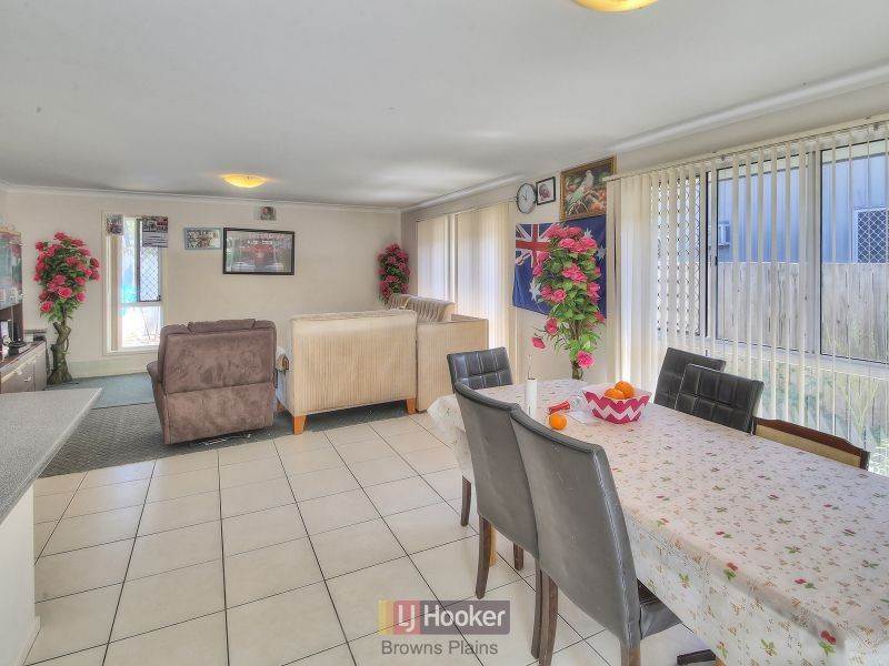 17 Lynelle Street, Marsden QLD 4132