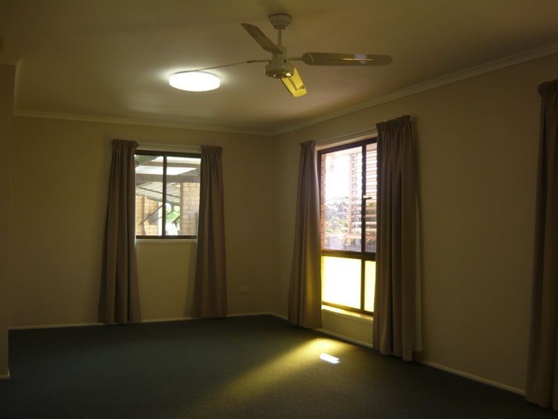 29 Caloola Drive, Springwood QLD 4127
