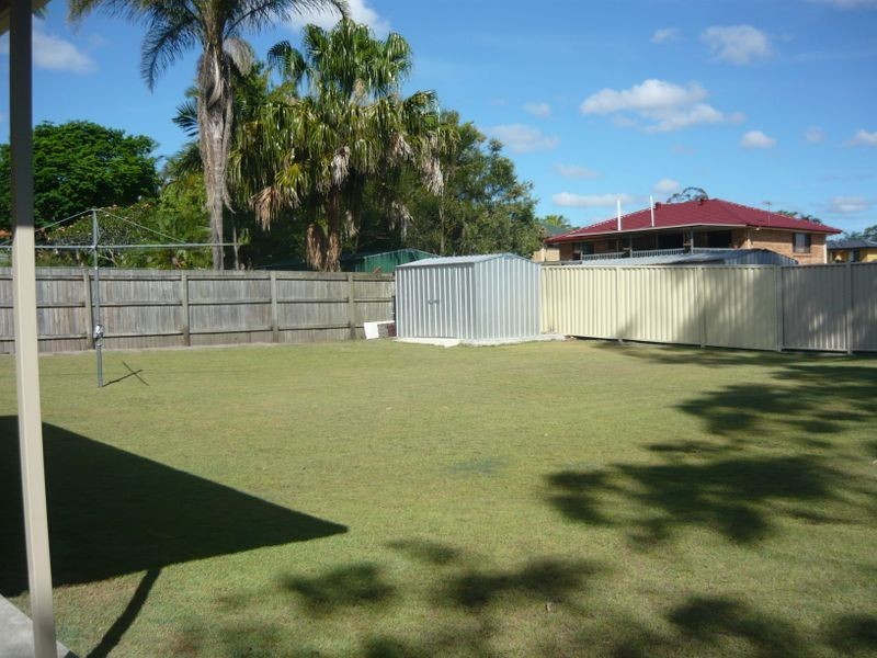 29 Caloola Drive, Springwood QLD 4127