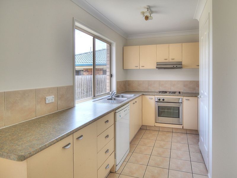 4 Houston Drive, Crestmead QLD 4132