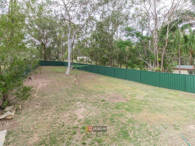 219 Crest Road, Park Ridge QLD 4125