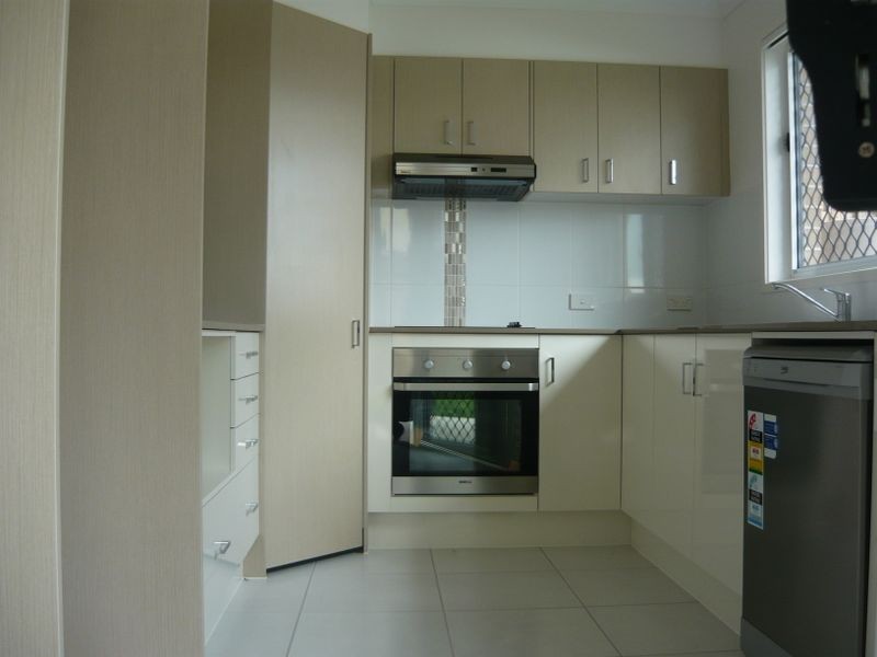 39 River Road, Bundamba QLD 4304