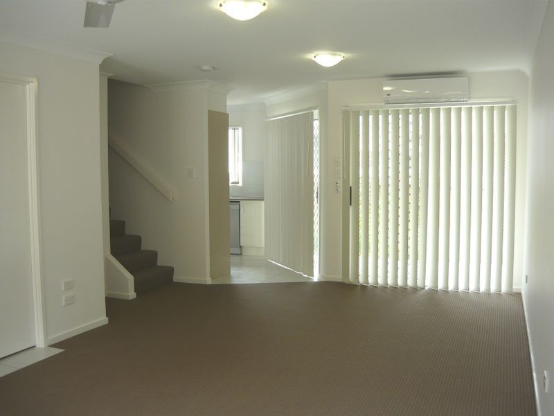 39 River Road, Bundamba QLD 4304