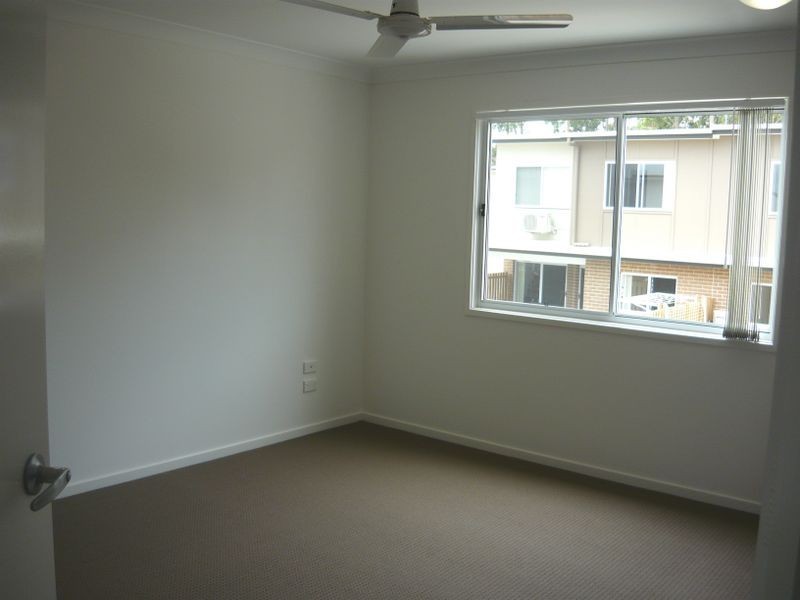 39 River Road, Bundamba QLD 4304