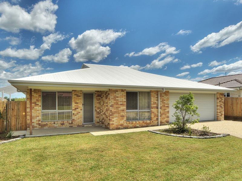 8 Dily Street, Hillcrest QLD 4118