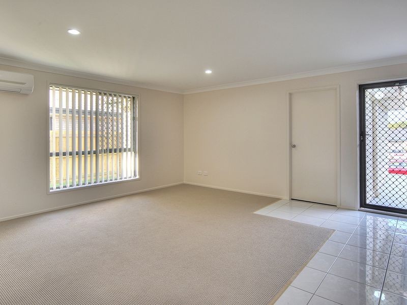 4 Voyager Street, Marsden QLD 4132