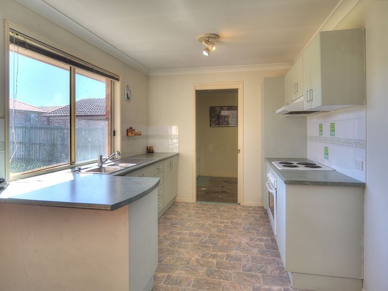 17 Paddies Crescent, Crestmead QLD 4132
