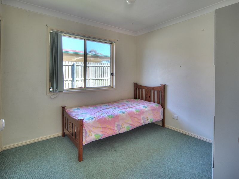 17 Paddies Crescent, Crestmead QLD 4132