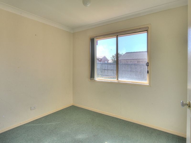 17 Paddies Crescent, Crestmead QLD 4132