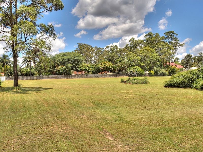 45 Macadamia Street, Forestdale QLD 4118