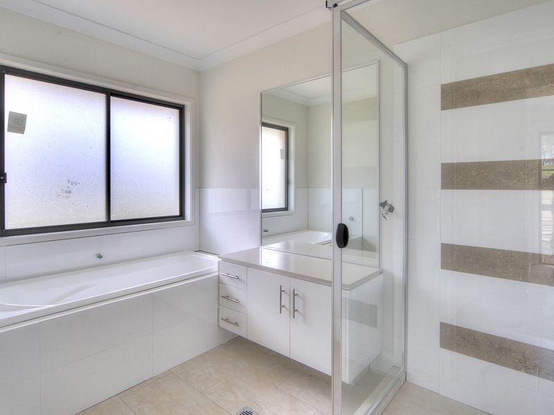 83 Mackenzie Avenue, Jimboomba QLD 4280