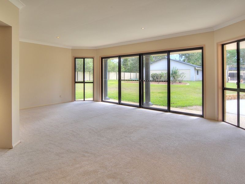 11-15 Eacham Court, Munruben QLD 4125