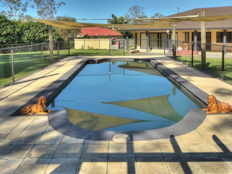 11-15 Eacham Court, Munruben QLD 4125