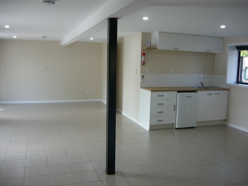 22 Pine Drive, Woodridge QLD 4114