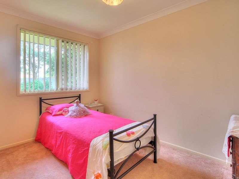 36 Solandra Circuit, Regents Park QLD 4118