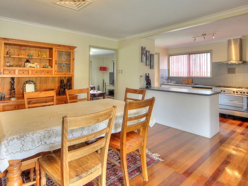 77 Smith Road, Park Ridge South QLD 4125