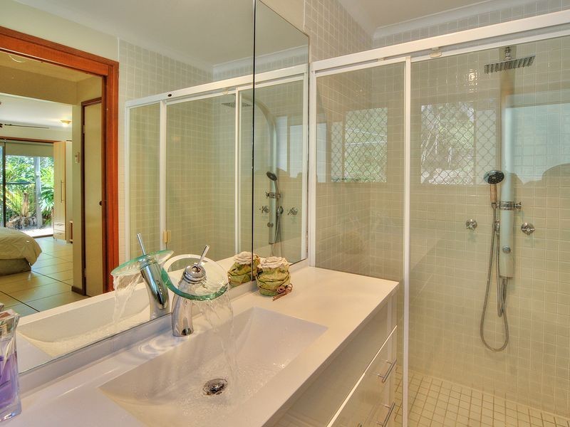 30 Feather Close, Forestdale QLD 4118