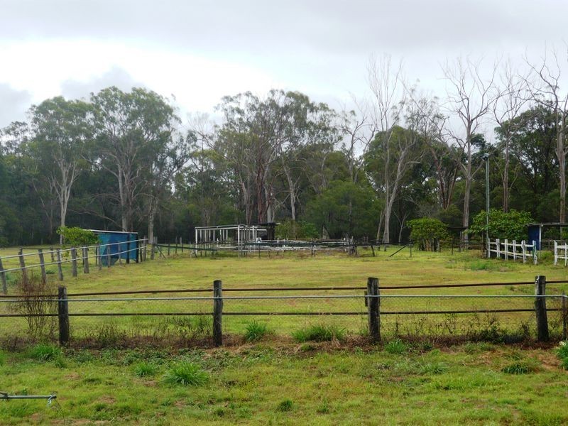 429 Chambers Flat Road, Park Ridge QLD 4125