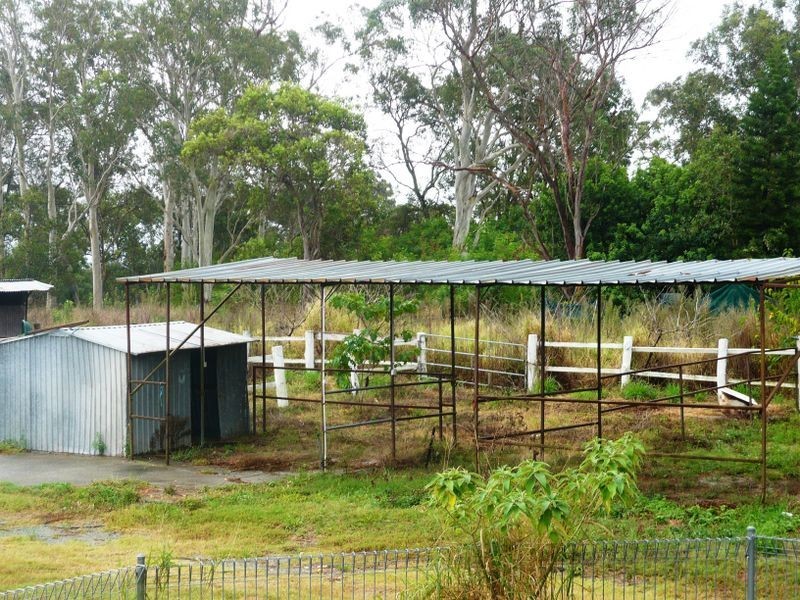 429 Chambers Flat Road, Park Ridge QLD 4125