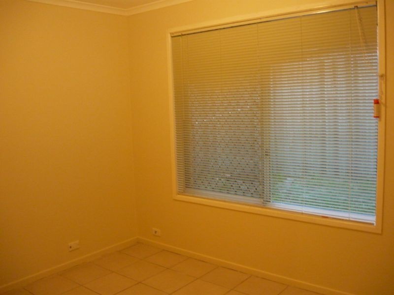 27 Algol Street, Regents Park QLD 4118