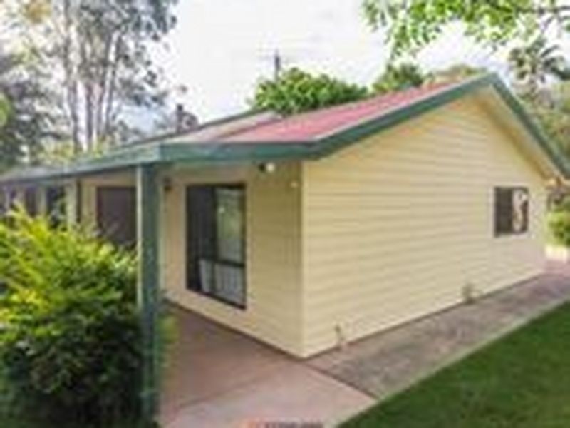 16 Bayes Road, Logan Reserve QLD 4133