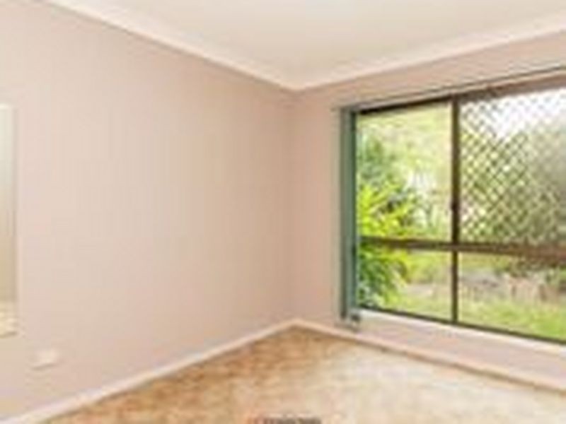 16 Bayes Road, Logan Reserve QLD 4133