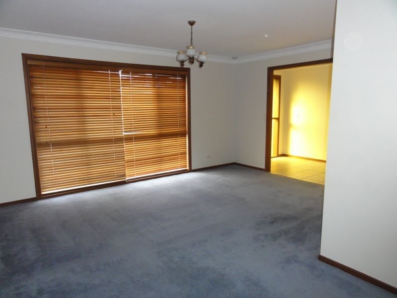 7 Hydrabad Street, Regents Park QLD 4118