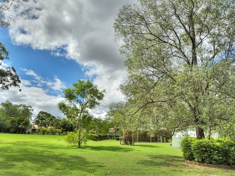 34 Lennons Road, Greenbank QLD 4124