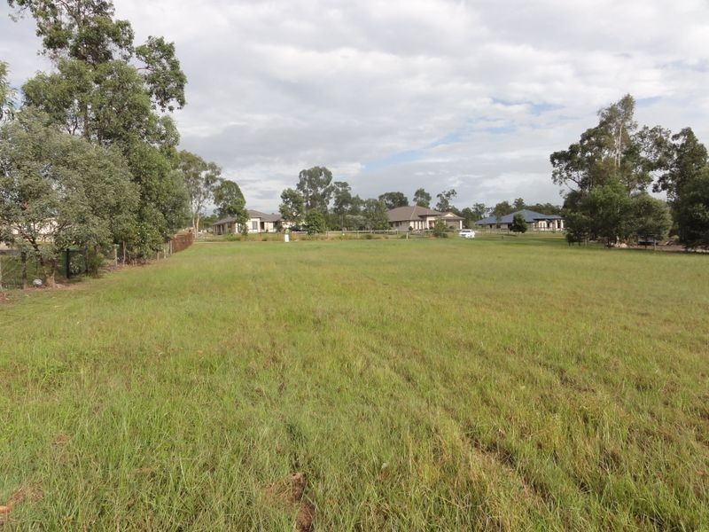 69-71 Border Crescent, New Beith QLD 4124