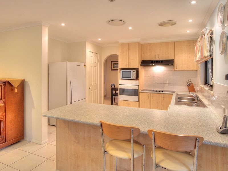 8 Hood Court, Forestdale QLD 4118